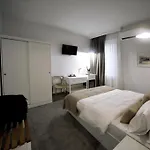 Konak Rooms L Skanderbeg Square